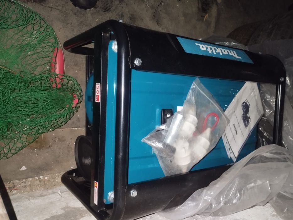 Продам Генератор