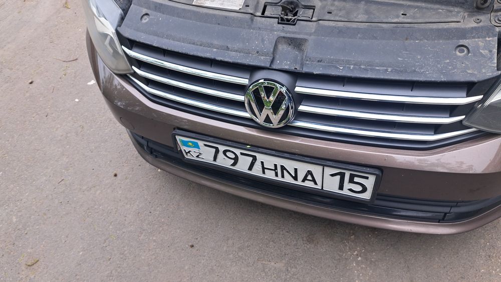 Срочно продам Фольксваген поло.