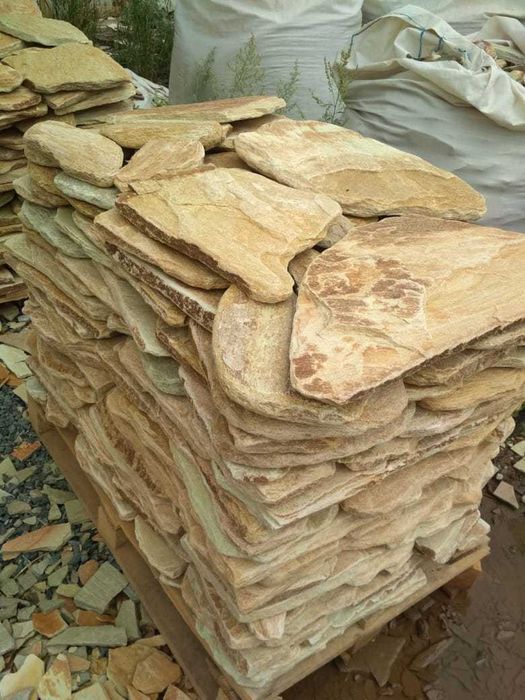 Плитняк желтый для дорожек двора для облицовки стен