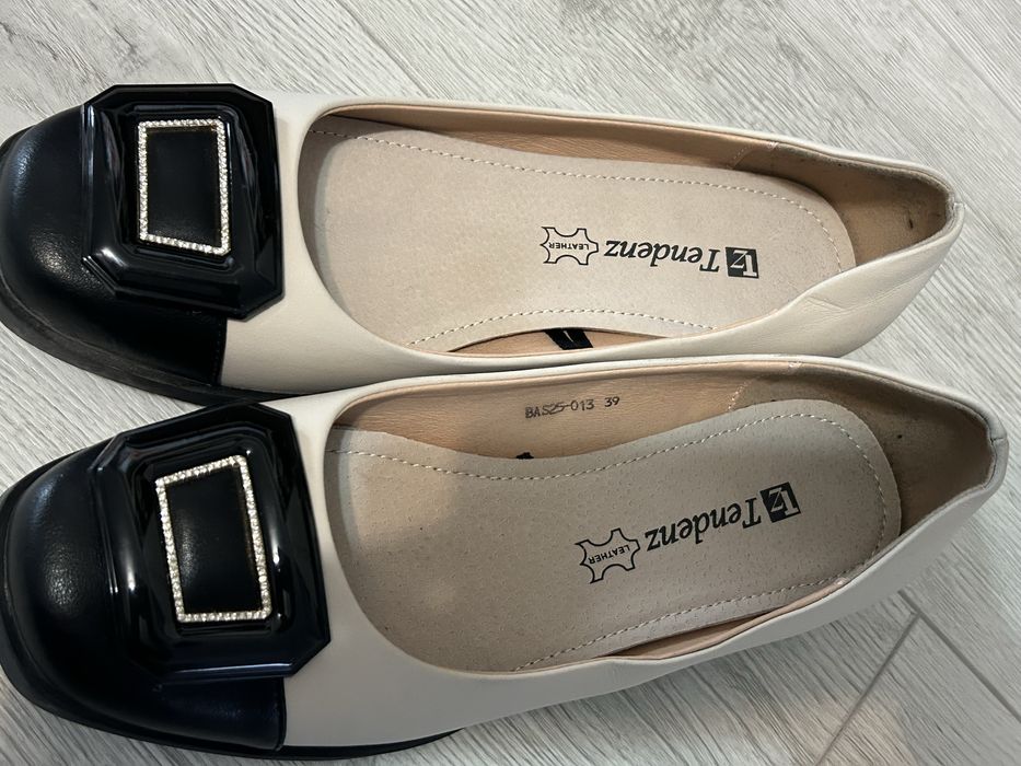 Нови обувки от естествена кожа