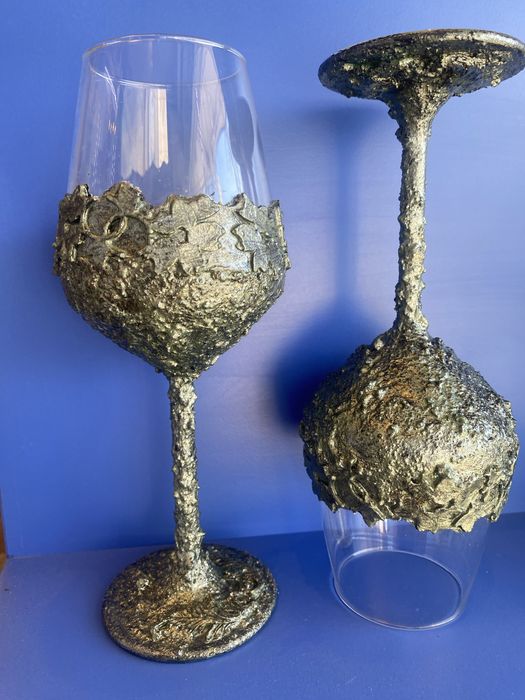 Чаши с декорация за. вино