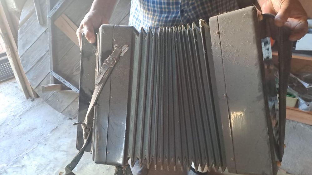 Баян баян бая эн