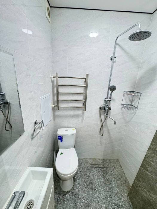 Срочно продаю 1 комнатную квартиру метро Новза