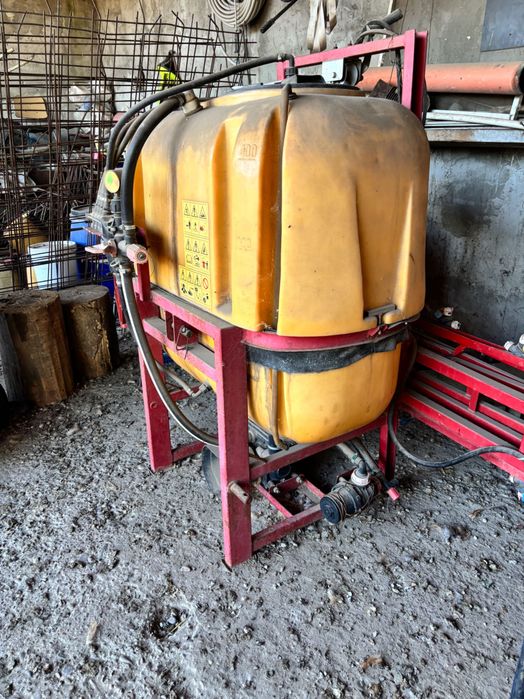 Pachet utilaje agricole tractor U650, 2 pluguri, disc, remorca, greblatoare, cositoare, met si mig