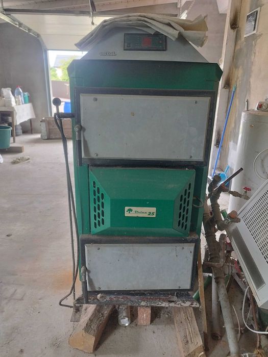 Centrala pe lemne + boiler + butelia de presiune