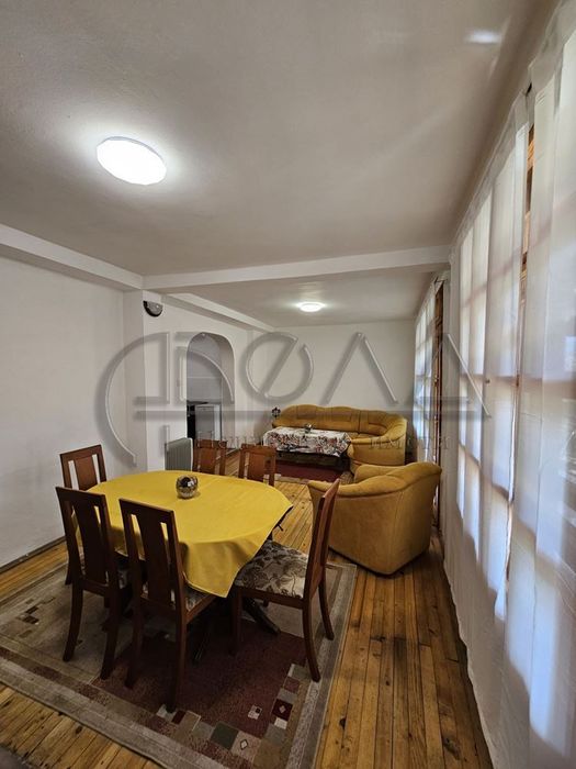 Продава се Къща в с. Томпсън, Област София-област - 216 кв.м за 575 €/кв.м - Снимка #2