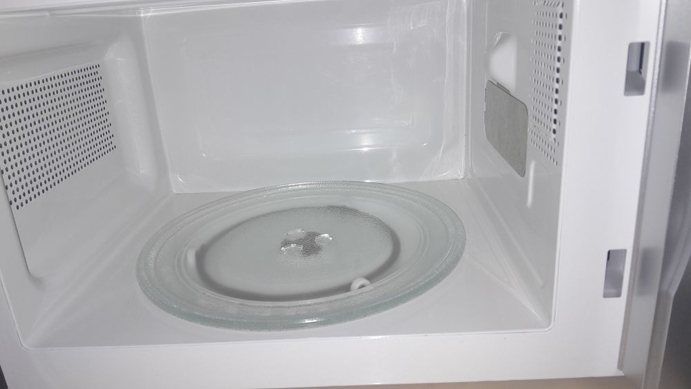 Vând Cuptor cu Microunde