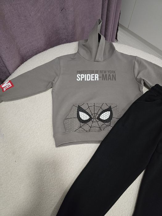 Продам детский костюм