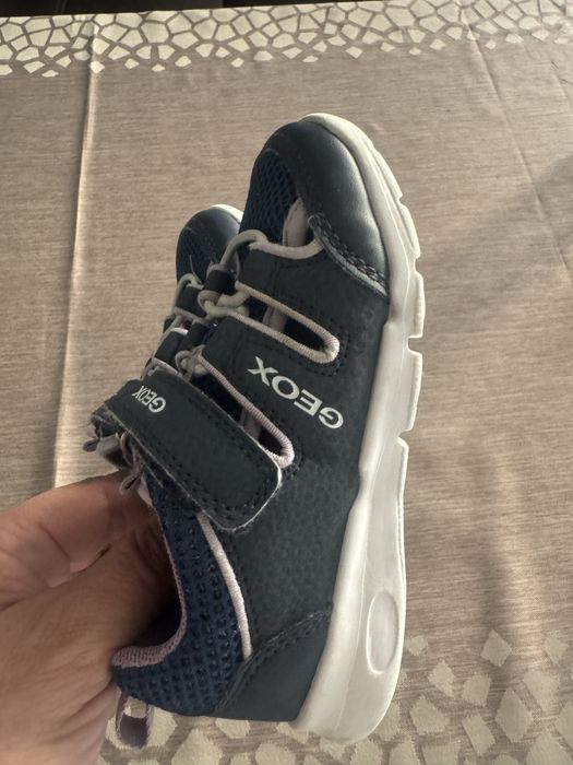Обувки и боти 27 новер Geox като нови
