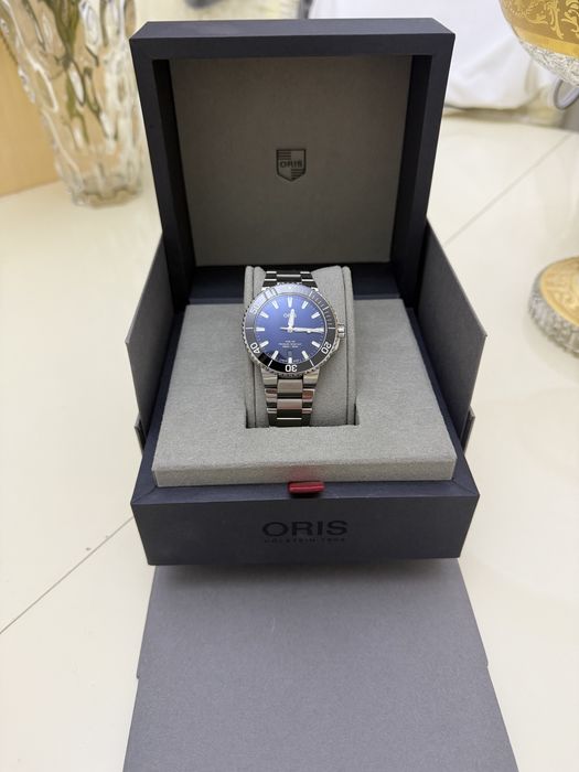 Продам часы Oris