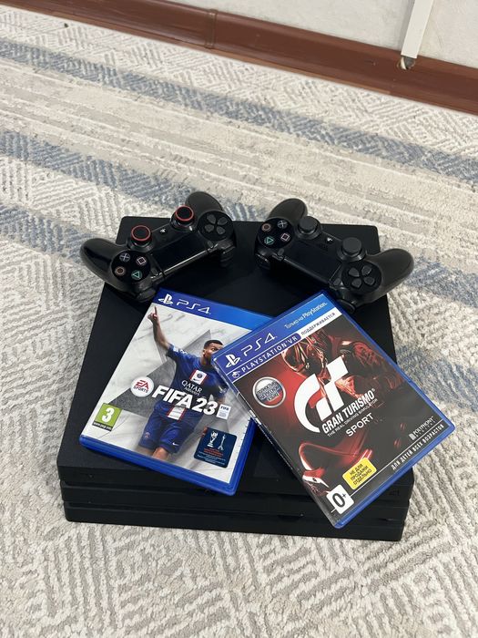 Продам playstation 4 pro