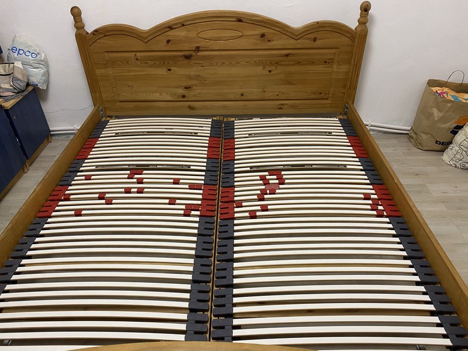 Vand pat dormitor lemn masiv urgent