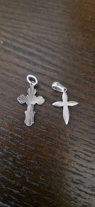 Cruciulite din argint