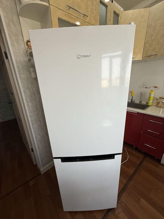 Холодильник рабочий