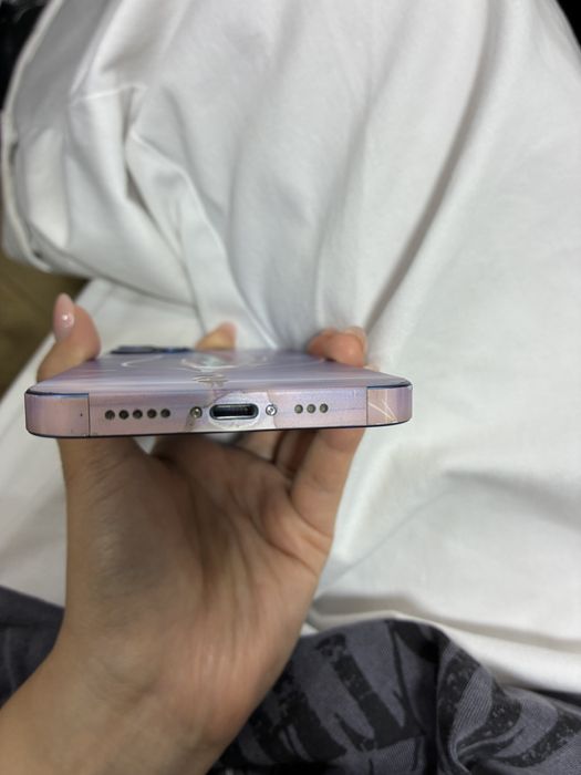 iPhone 13 256гб в хорошем состоянии