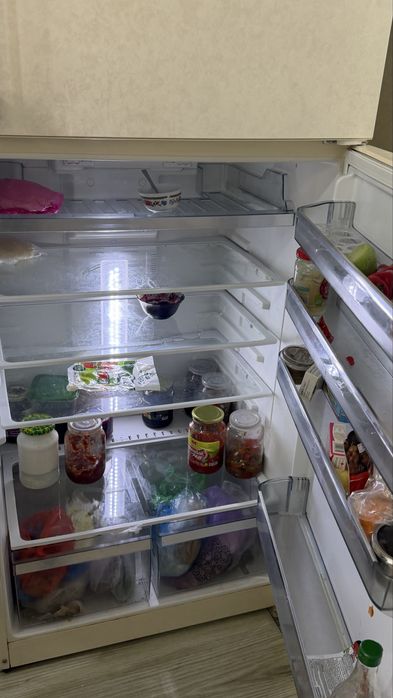 Холодильник  даухкамерный