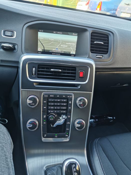 Vand urgent Volvo v60 D3 150 cp 2016