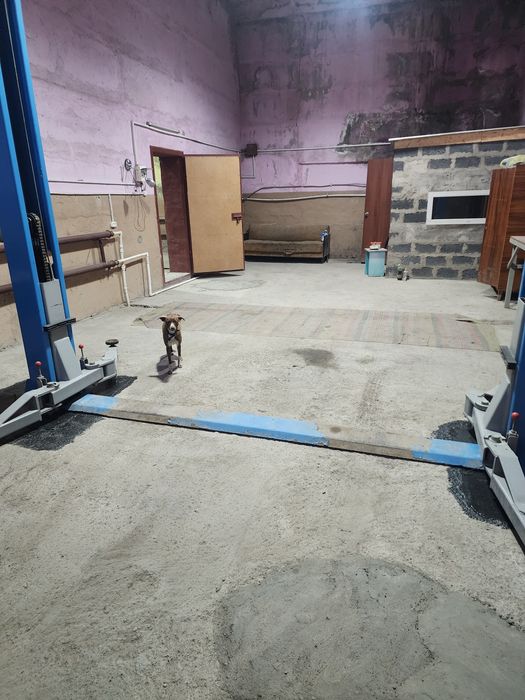 Продаю боксы с автоподъёмником