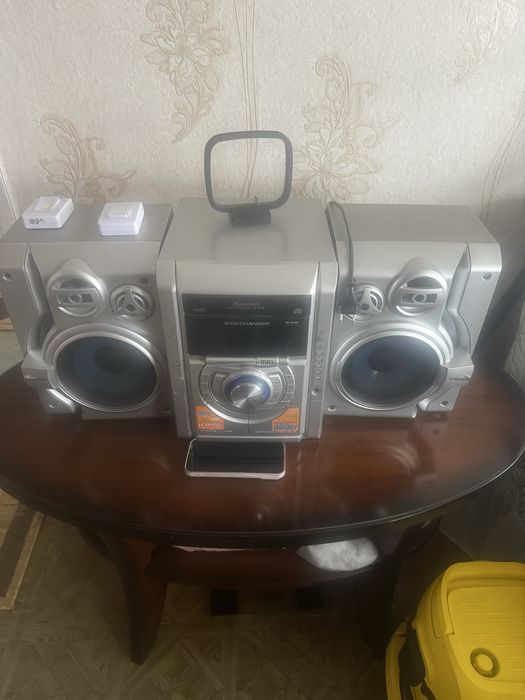 Продам музыкальный центр