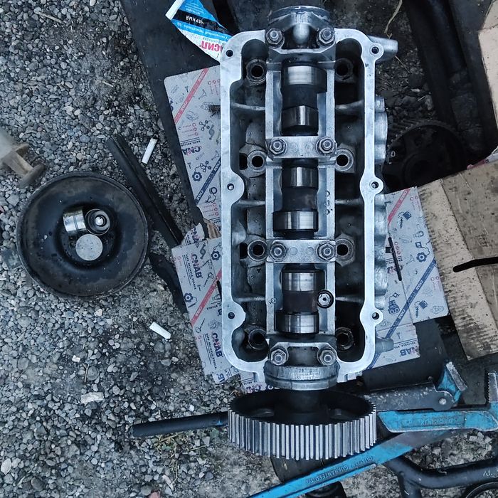 Audi 2.6 2.8 галовкалар бар
