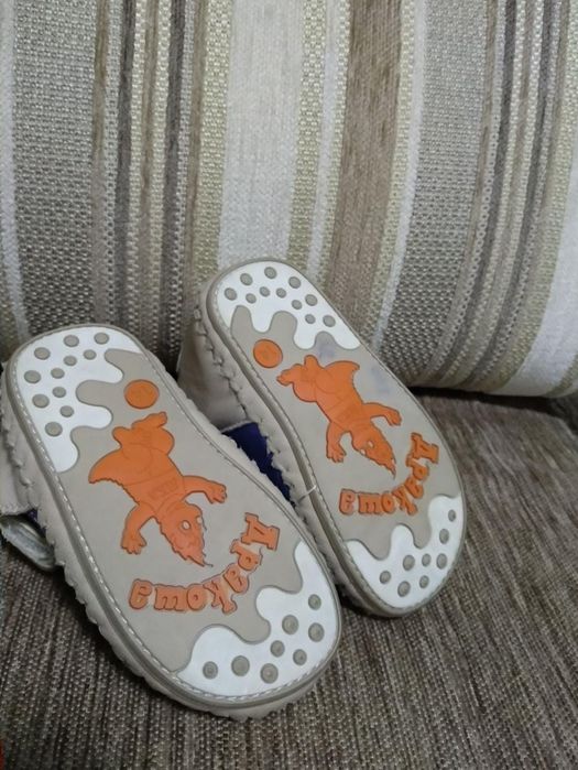 Продам сандали, размер 14