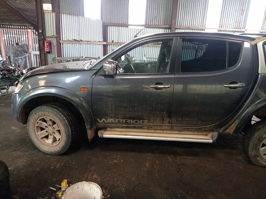 Mitsubishi L 200 2.5DID 136 kd