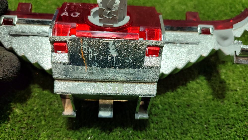 STOP SPATE HONDA ACCORD 8 2.0 BENZINA 2009 COD OEM 050-9243 / SEDAN / 2008-2011