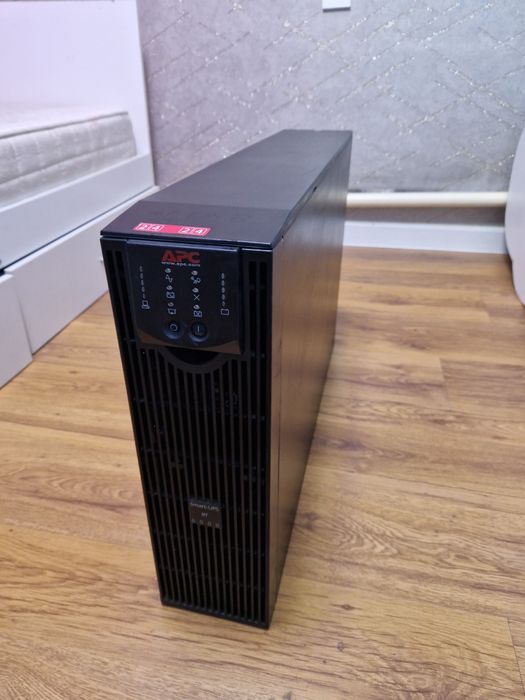 UPS источник бесперебойного питания