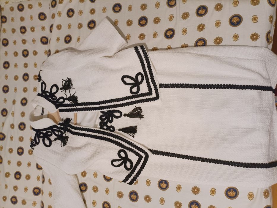 Rochie alba dama, cununie civila,ocazie, compleu  fusta și sacou