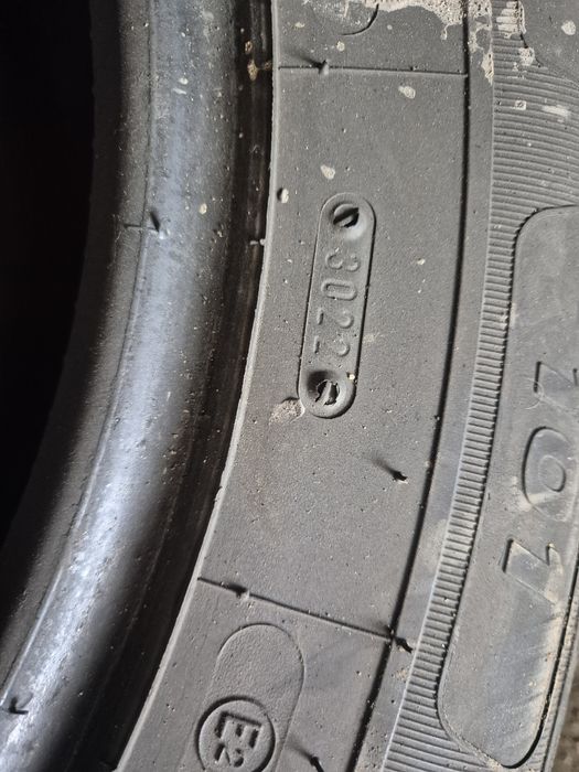 Продам шины на мерседес спринтер