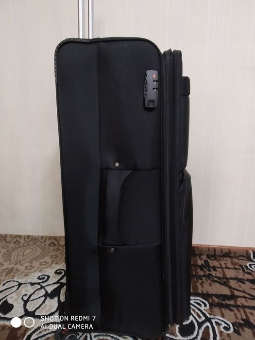 Чемодан огромный
