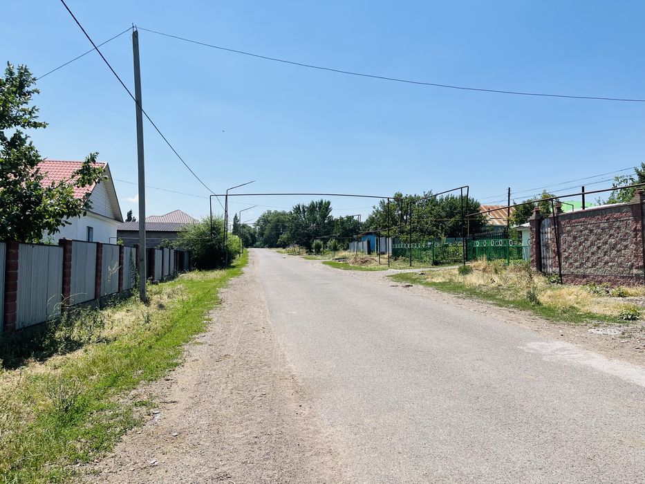 Времянка с участком 10 соток
