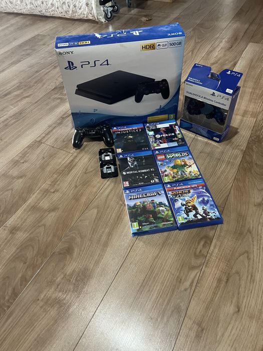 Playstation 4 slim