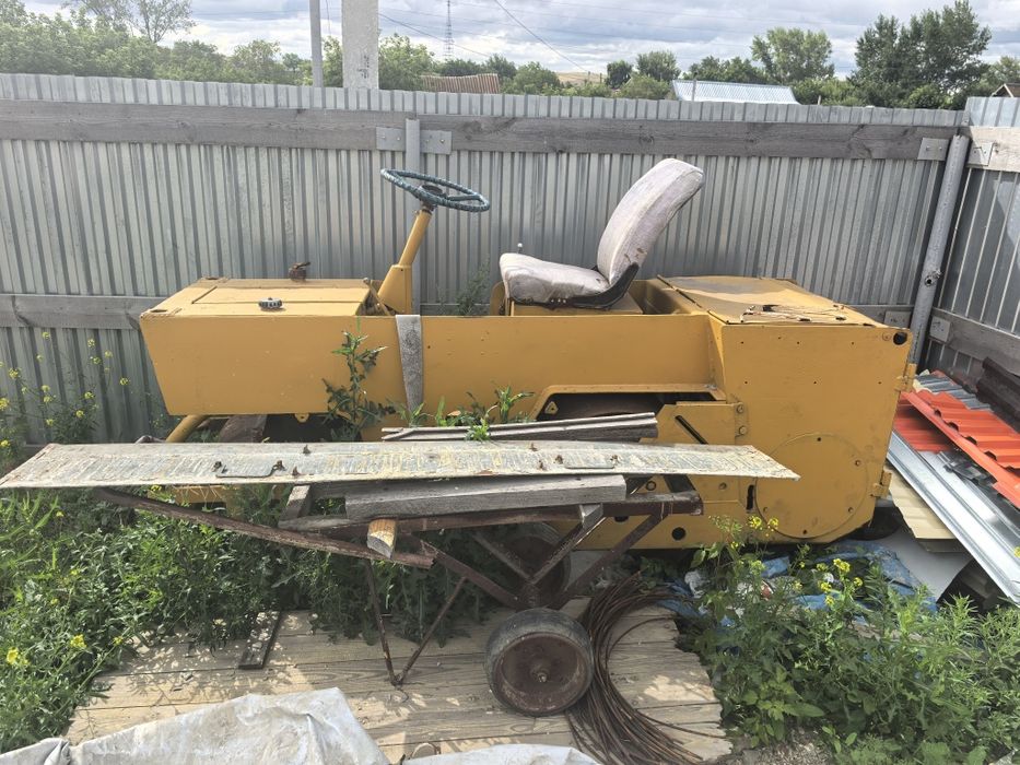 Каток тратуарный