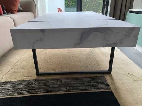 Холна маса за кафе