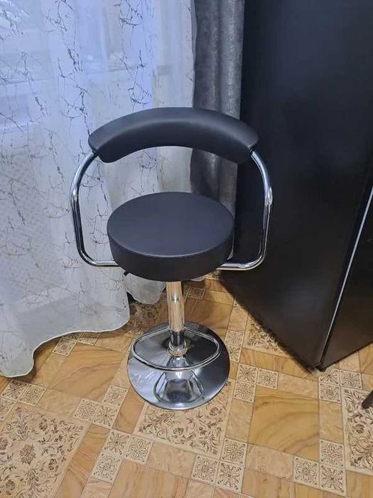 Стул барный LIA для вашей кухни!