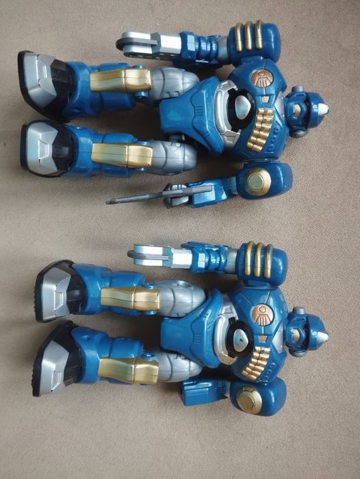 Игрушки машинки продам дешево