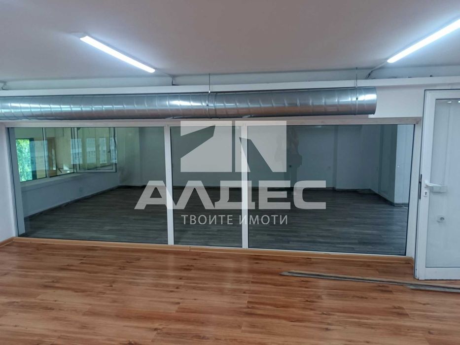 Дава се под наем Офис в София, Хладилника - 180 кв.м за 888 € - Снимка #4