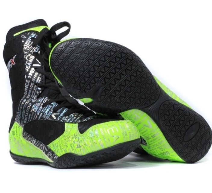 Продаю Боксерку 36 размер