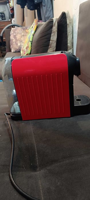 Продавам кафемашина за капсули