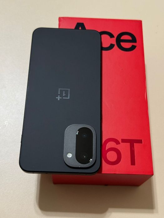 One Plus Ace 6T 256 gb Ram 24 5G