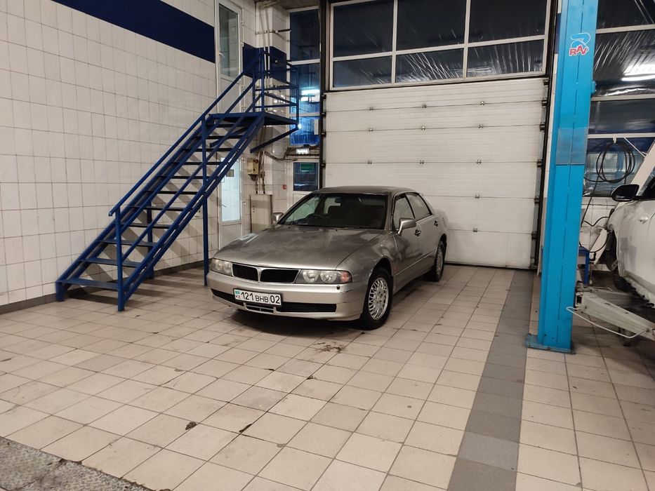 Продам Mitsubishi Diamante