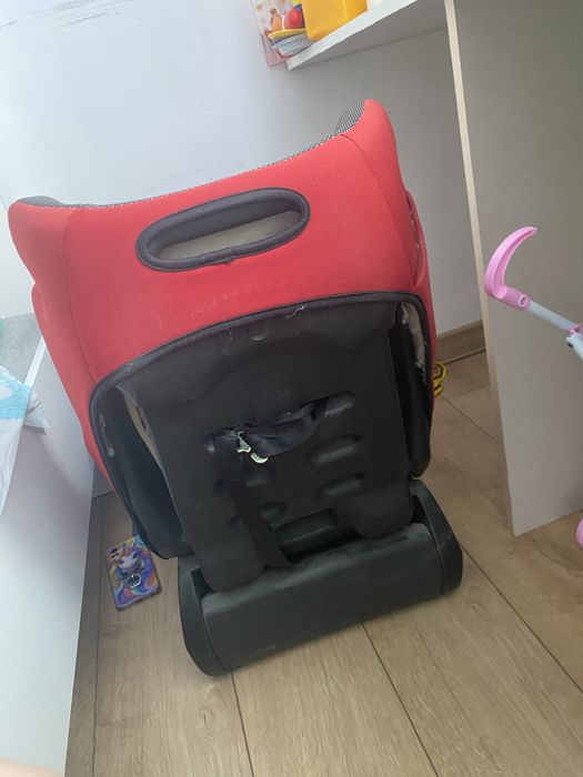 Продам автокресло