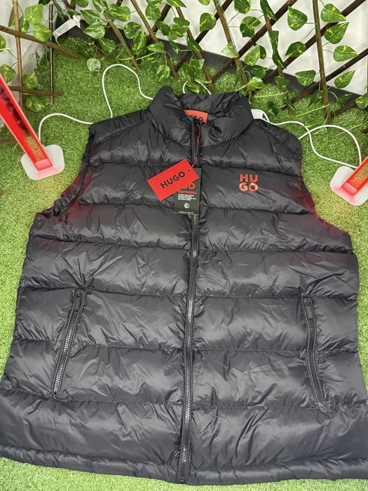 Vesta Hu Go neagra