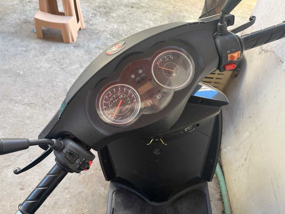 Скутер   150сс Garelli