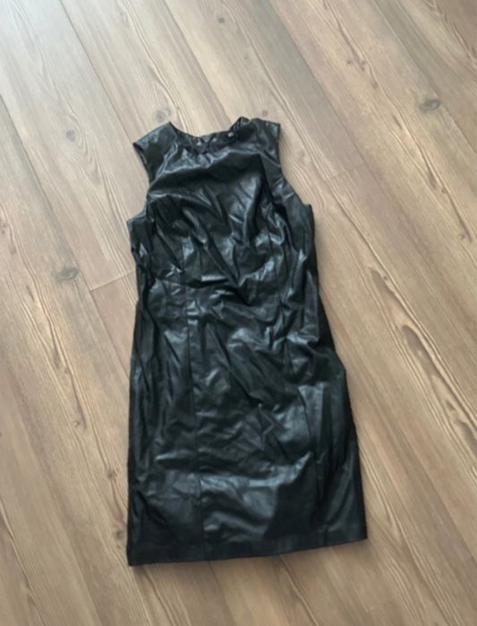 rochie imitatie de piele