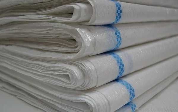 Белые полипропиленовые строительные мешки. ҚАПШЫҚтар