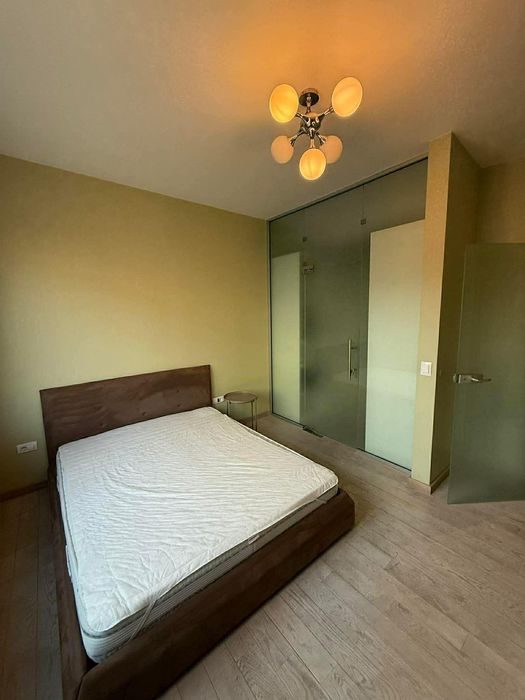 Дава се под наем Тристаен апартамент в София, Център - 100 кв.м за 1196.97 € - Снимка #5