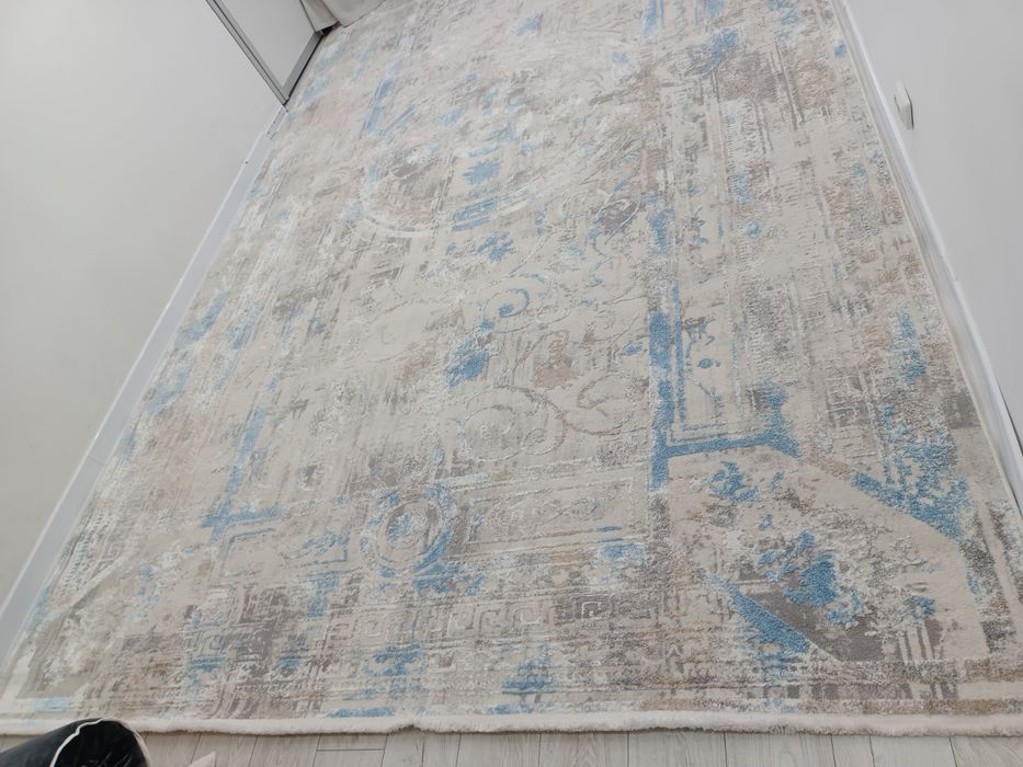 Кілем сатылады жағдайы жақсы