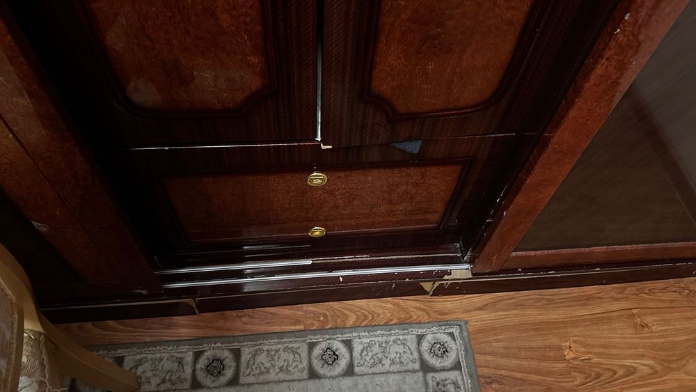 Шкаф для спальни б/у отдам бесплатно